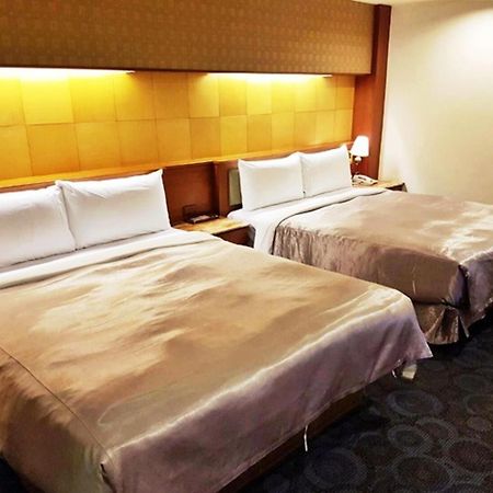Jing Jing Holiday Hotel Cao Hùng Ngoại thất bức ảnh