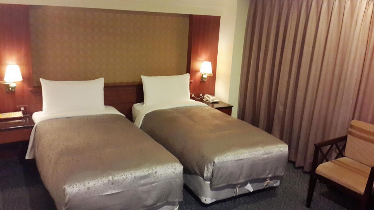 Jing Jing Holiday Hotel Cao Hùng Ngoại thất bức ảnh
