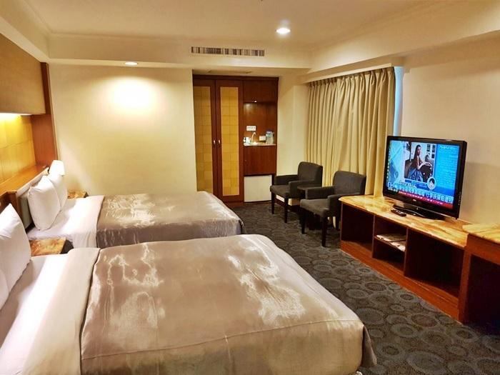 Jing Jing Holiday Hotel Cao Hùng Ngoại thất bức ảnh